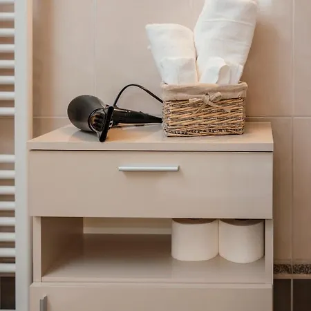 Stillness Apartment *