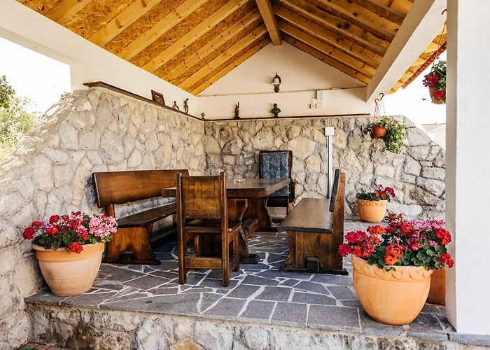 Stillness Apartment *